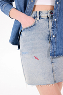 Regular Fit Nakışlı Açık İndigo Jean Etek