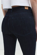 Slim Flare Long Fit Rinse Koyu İndigo Kadın Jean Pantolon