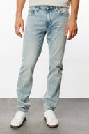 Slim Relaxed Fit Düz Paça Açık İndigo Erkek Jean Pantolon