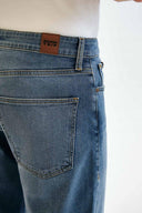 JAKE Loose Tapered Fit Orta İndigo Erkek Jean Pantolon