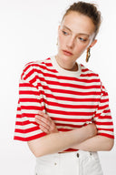 Oversize Crop Fit Kırmızı Çizgili Kadın T-Shirt