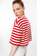 Oversize Crop Fit Kırmızı Çizgili Kadın T-Shirt