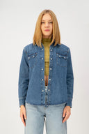 Western Regular Fit Sedef Çıtçıtlı Orta İndigo Kadın Jean Gömlek