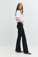 Slim Flare Long Fit Rinse Koyu İndigo Kadın Jean Pantolon